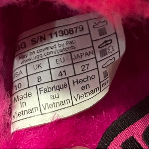 Women’s UGG Fluff Yeah plaid and pink plush slippers #UGG #Slippers 10 EUC - Picture 4 of 7